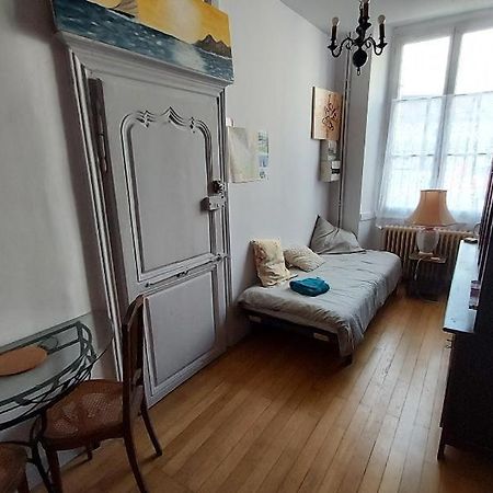Ferienwohnung L'Etape Kerisa Châteaumeillant Exterior foto