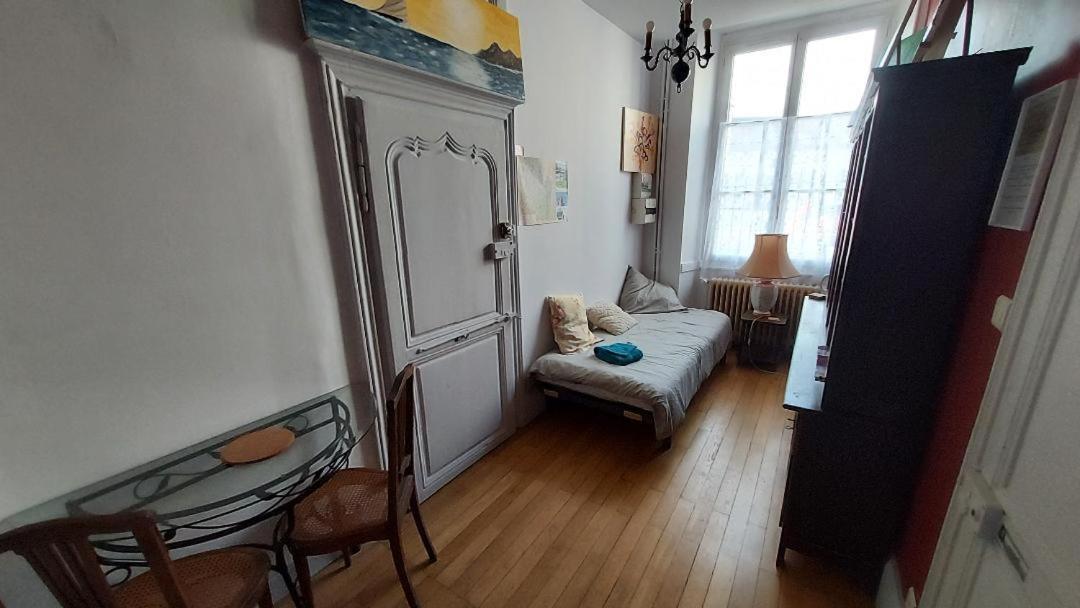Ferienwohnung L'Etape Kerisa Châteaumeillant Exterior foto