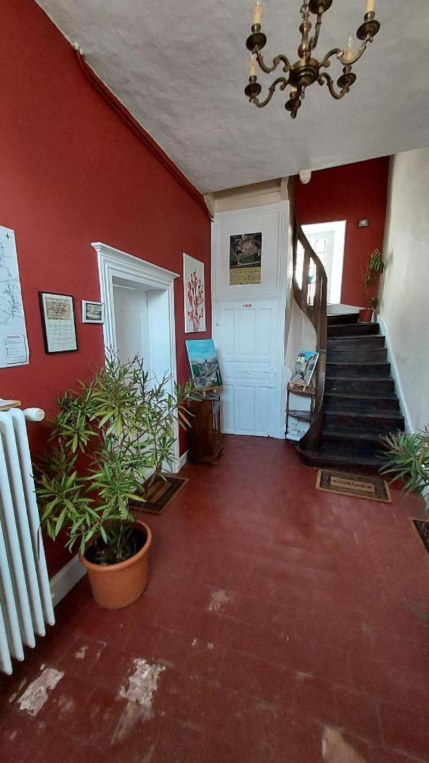 Ferienwohnung L'Etape Kerisa Châteaumeillant Exterior foto